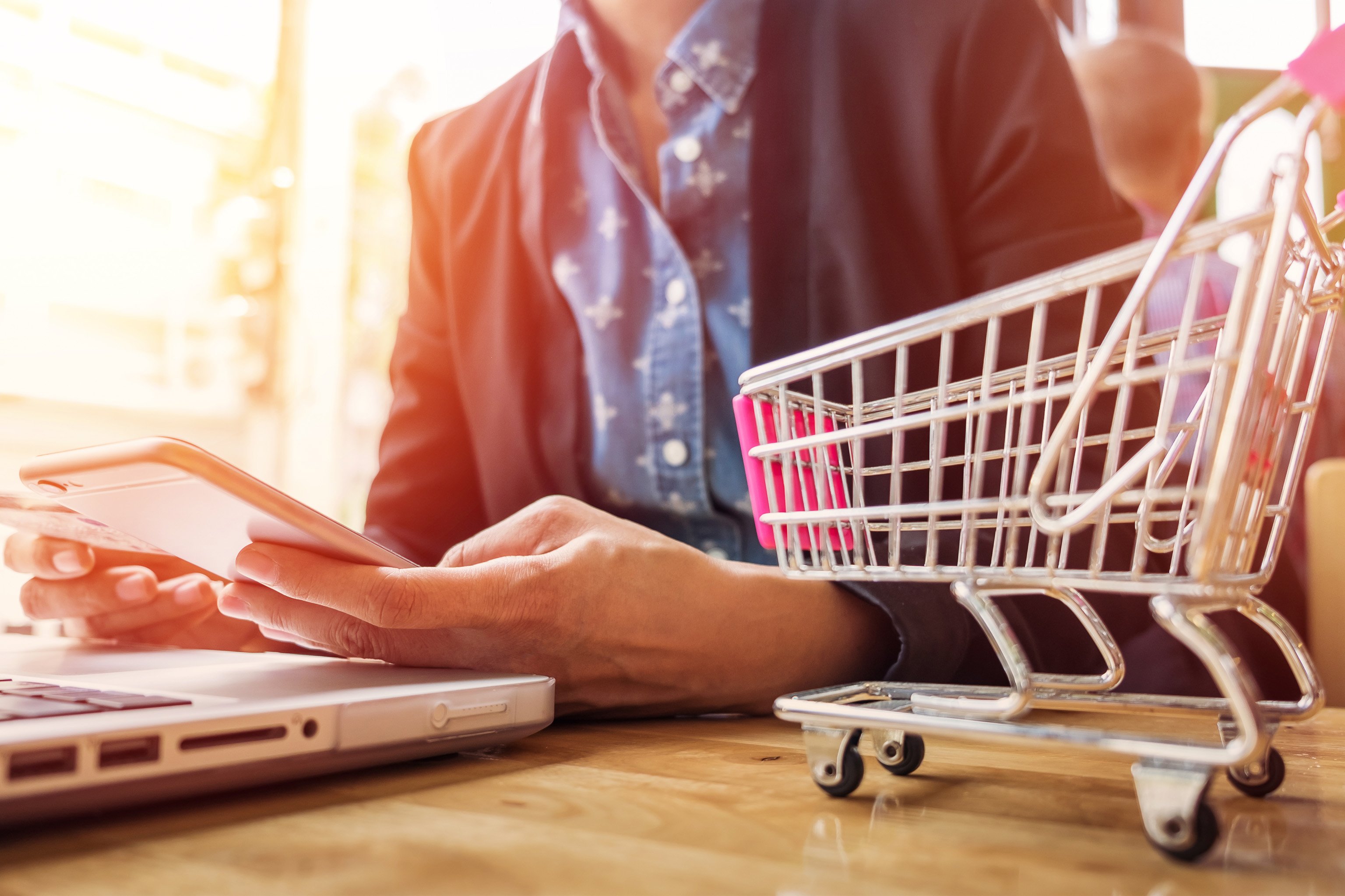 Comment bénéficier d’un contrat de vente à distanc...